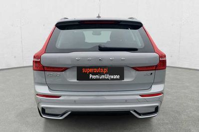 Volvo XC60 B5 B AWD Plus Dark