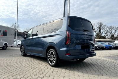 Ford Tourneo Custom 320 L2H1 Titanium A8