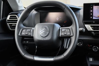 Citroen C4 Max EAT8 1.2 PureTech