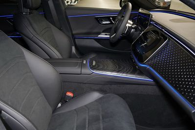 Mercedes E Klasa 220 d 4-Matic AMG