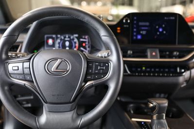 Lexus UX 200 Elegance 2WD