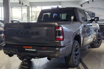 Dodge RAM 1500 Limited V8 HEMI