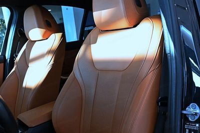 BMW Seria 3 318i M Sport aut