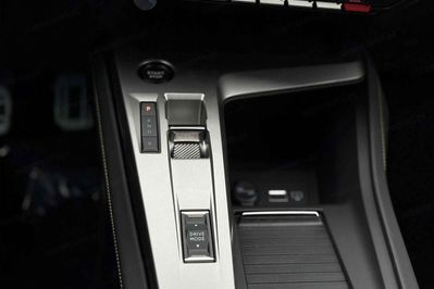 Peugeot 308 GT S&S e-DCS6 1.2 mHEV