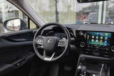 Lexus NX 350h Prestige 2WD