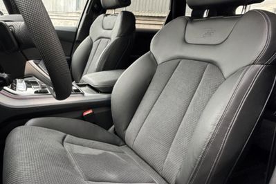 Audi Q7 50 TDI quattro S Line
