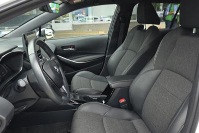 Toyota Corolla 1.8 Hybrid Style