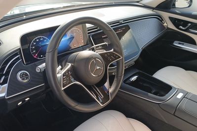 Mercedes Klasa E 300 e Avantgarde
