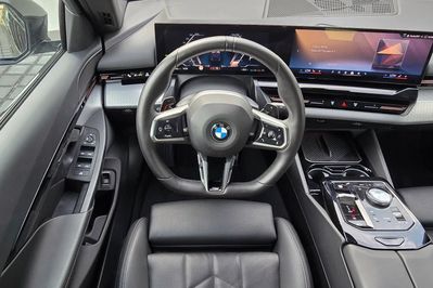 BMW Seria 5 520d xDrive  M Sport aut