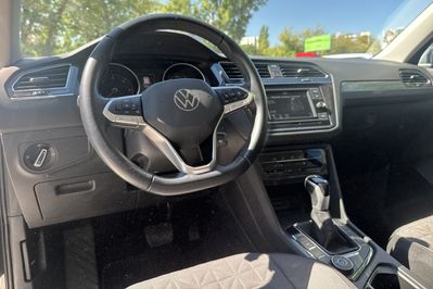 Volkswagen Tiguan Life 2.0 TDI SCR 4Mot. DSG