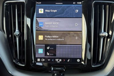 Volvo XC60 T8 Plug-In Hybrid AWD Ultra Black Edition