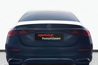 Mercedes Klasa E 220 d AMG Line