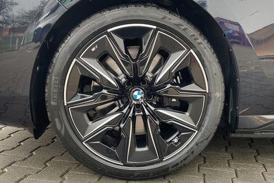 BMW Seria 7 740d xDrive M Sport
