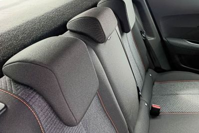 Peugeot 2008 Edition e-DCS6 PureTech mHEV