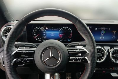 Mercedes CLA 180 AMG Line