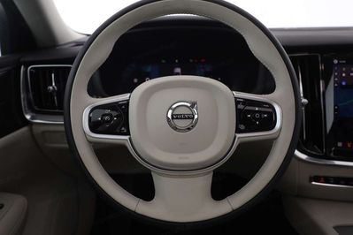 Volvo V60 B4 Ultra Dark