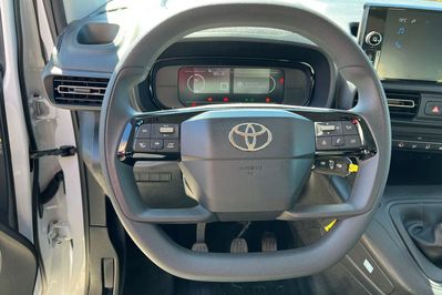 Toyota Proace City Verso Standard Business