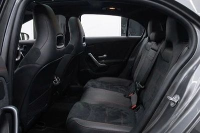 Mercedes CLA Shooting Brake 200 d AMG Line