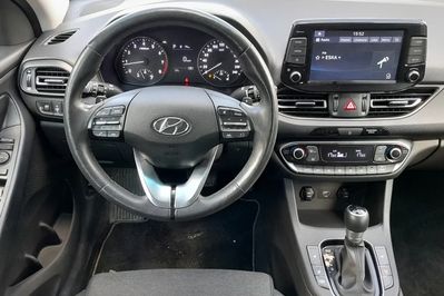 Hyundai i30 1.5 t-Gdi 48V Smart Dct