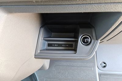 Volkswagen Crafter L4H2 Zabudowa Brygadowa