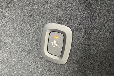 Volvo XC60 T6 Plug-In Hybrid AWD Plus Dark