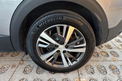 Peugeot 3008 Allure 1.5 BlueHDi  S&S EAT8
