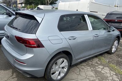Volkswagen Golf Life Plus  1.5 TSI