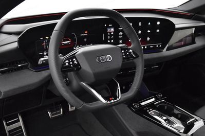 Audi A6 E-tron quattro
