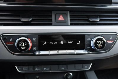 Audi A4 40 TFSI mHEV quattro S tronic