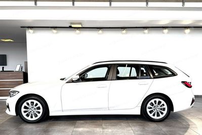 BMW Seria 3 318i Advantage aut