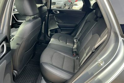 Kia Ceed 1.4 T-GDI L Business Line