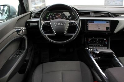 Audi Q8 50 quattro