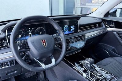 Hongqi HS5 2.0T AWD