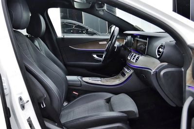 Mercedes Klasa E 300 de Avantgarde