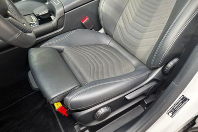 Mercedes GLB 200