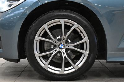 BMW Seria 3 Touring 320d xDrive