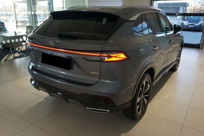 MG HS Excite 1.5 T-GDi MT