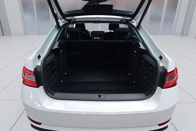 Skoda Superb 2.0 TDI SCR Ambition DSG