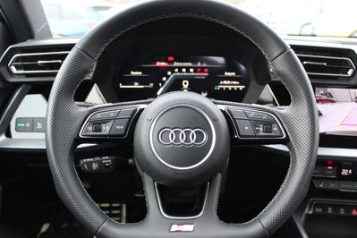 Audi A3 35 TFSI mHEV S tronic
