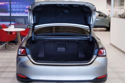 Lexus ES 300h F Sport Design