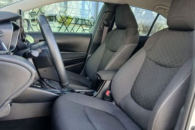 Toyota Corolla 1.8 Hybrid Style