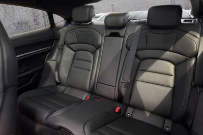 Porsche Taycan 4S Black Edition