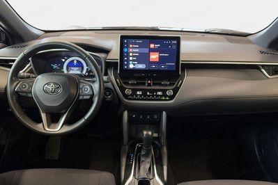 Toyota Corolla Cross 2.0 Hybrid