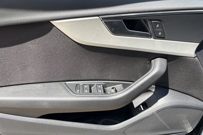 Audi A4 35 TFSI Advanced