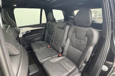 Volvo XC90 T8 AWD Plug-In Hybrid Ultra Dark 7os