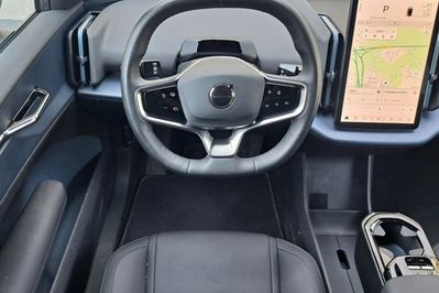 Volvo EX30 51kWh Single Motor Plus
