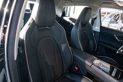 Omoda 5 1.5 T-GDI Hybrid Premium DHT