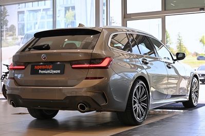 BMW Seria 3 330i xDrive M Sport sport-aut