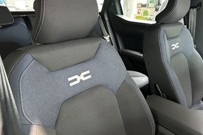 Dacia Duster Expression 1.2 TCe Hybrid-G 4x4 LPG