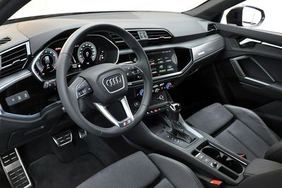 Audi Q3 40 TFSI quattro S tronic